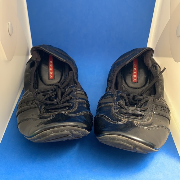 π₯PRADA 35 Black Scrunch Ballet Flats
Size: EU 35 (Approx. US 5) style # 3E 4360 - Picture 3 of 15